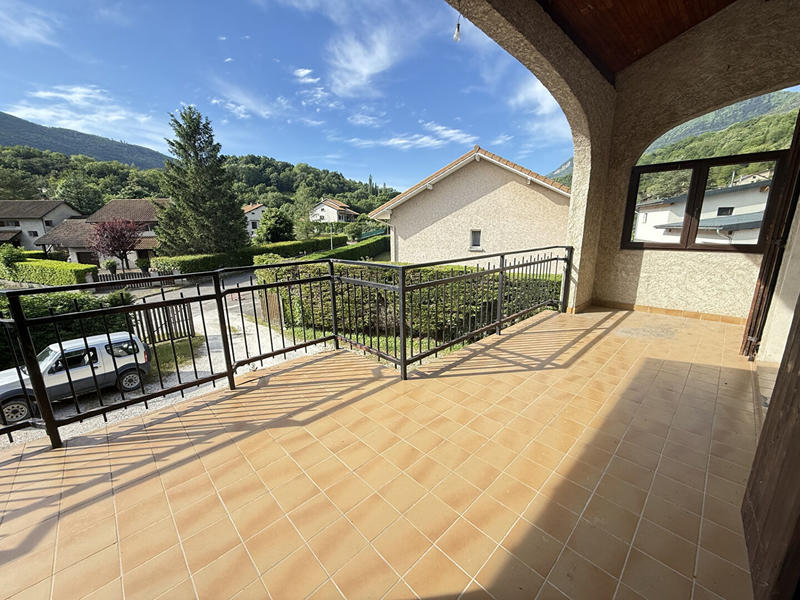 Appartement - 122 m² - 5 pièces