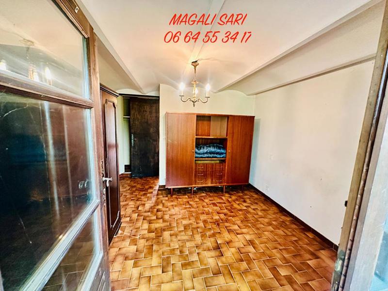 Maison - 94 m² - 6 pièces