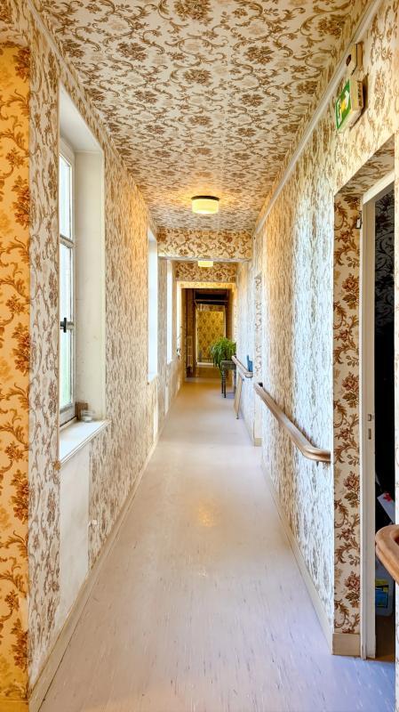 Demeure - 915 m² - 40 pièces