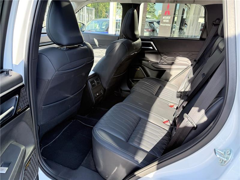 Mitsubishi Outlander IV 2.4 Mivec Phev 306 4wd Instyle