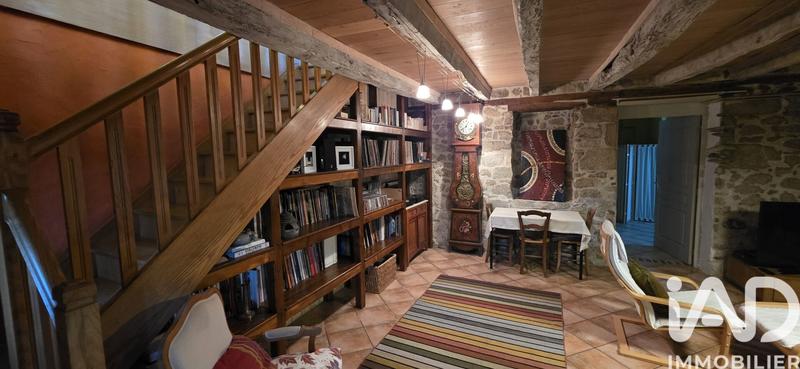 Maison - 167 m² - 6 pièces