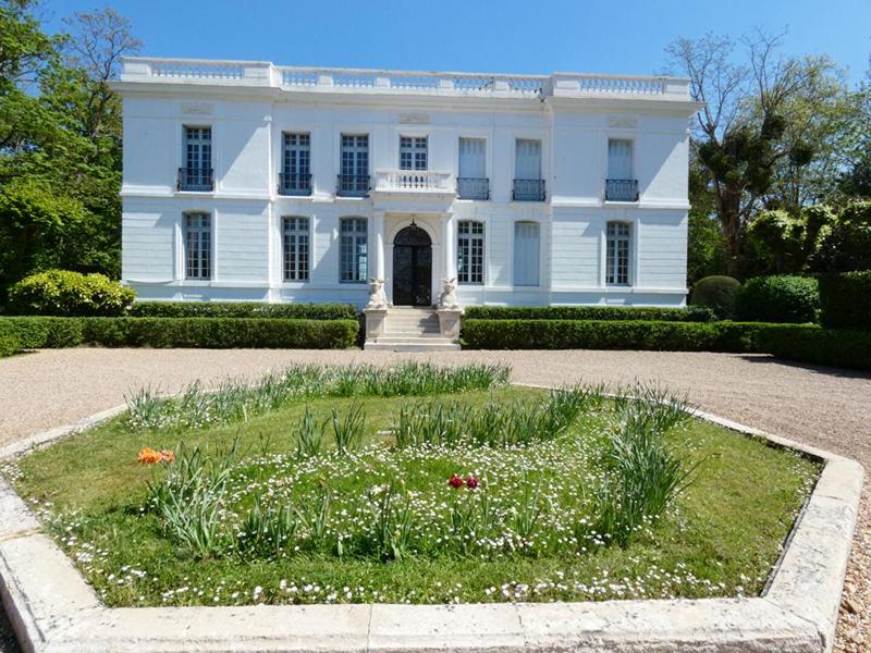 Château - 400 m² - 11 pièces