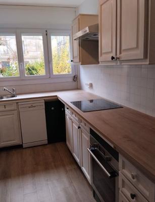 Appartement - 80 m² - 3 pièces