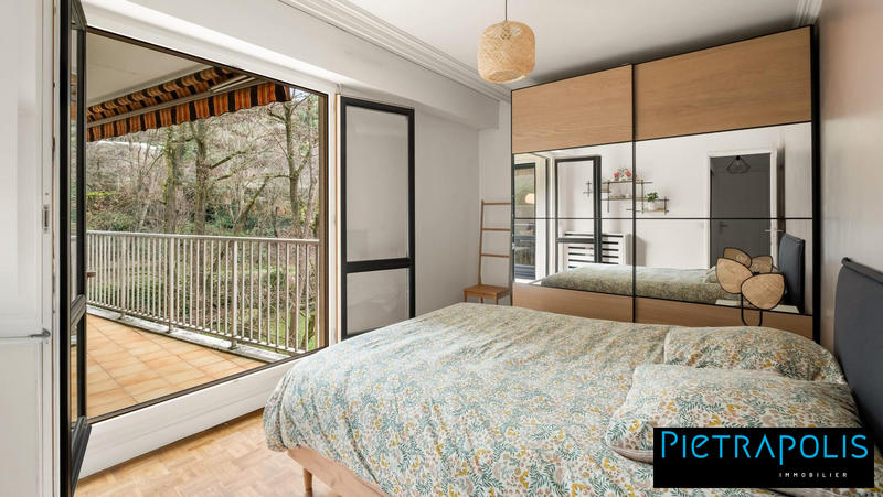 Appartement - 107 m² - 4 pièces