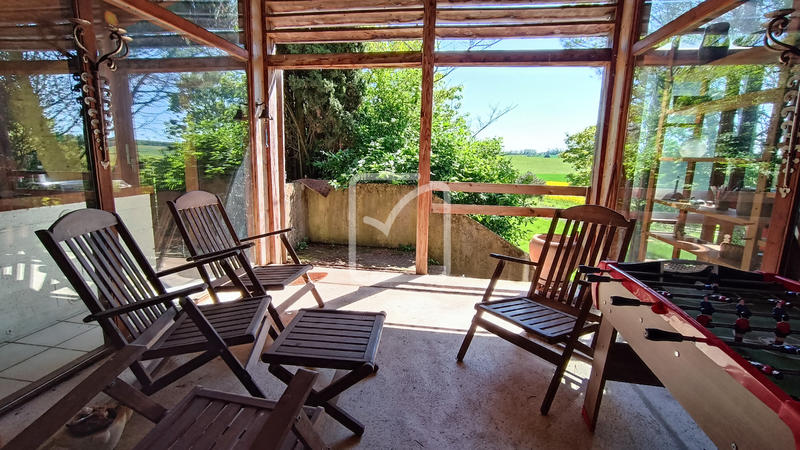 Maison - 183 m² - 6 pièces