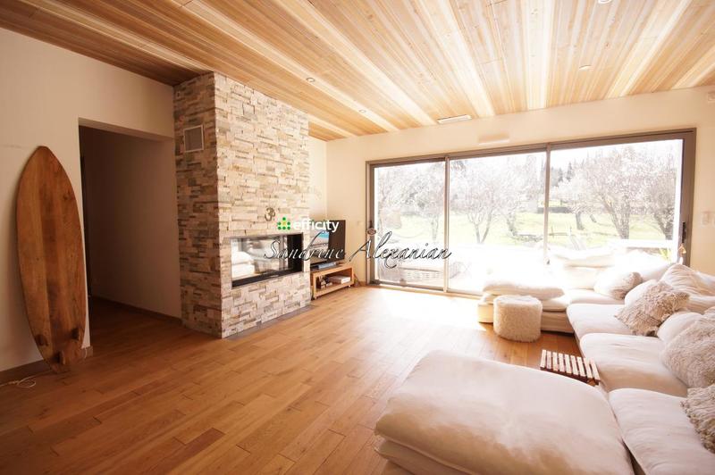 Maison - 155 m² - 6 pièces