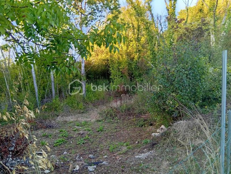 Terrain de loisirs - 799 m²