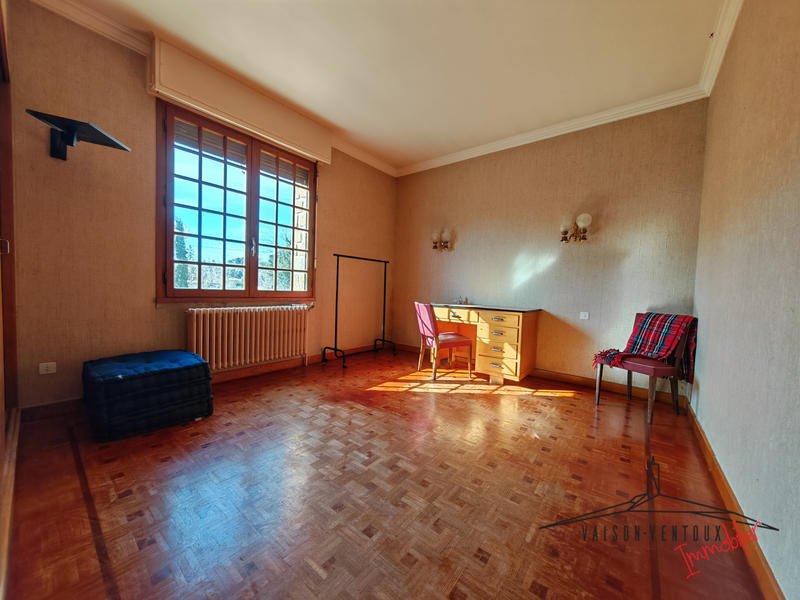 Villa - 235 m² - 9 pièces