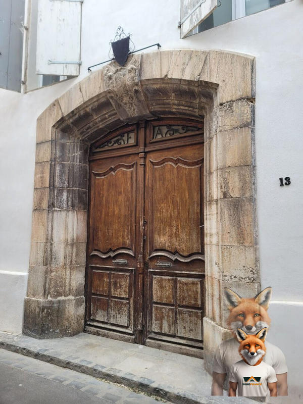 Maison - 485 m² - 20 pièces