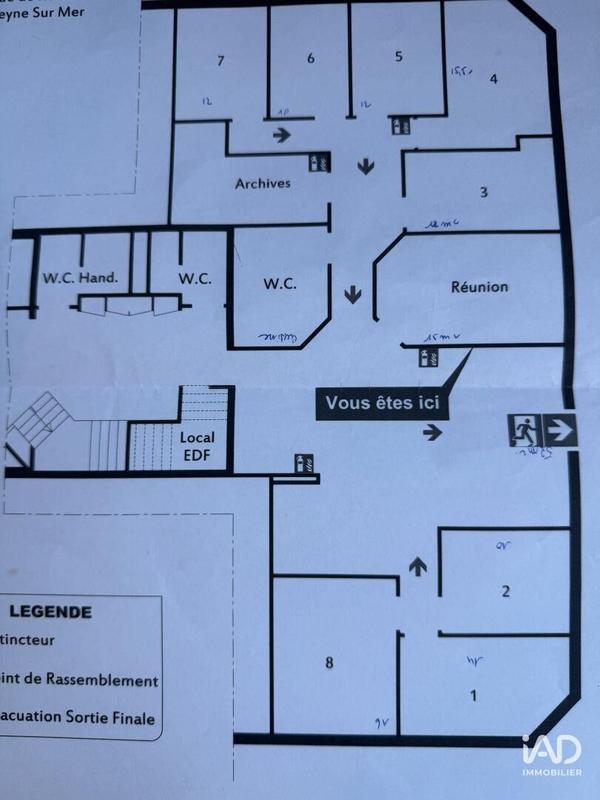 Local commercial - 210 m²