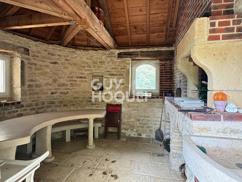 Maison - 161 m² - 8 pièces