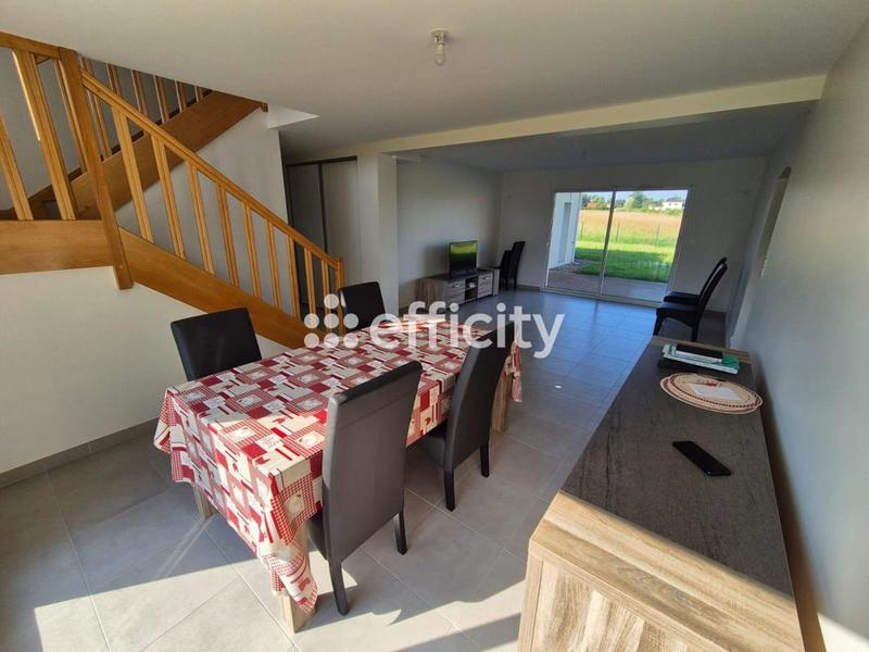 Maison - 163 m² - 5 pièces