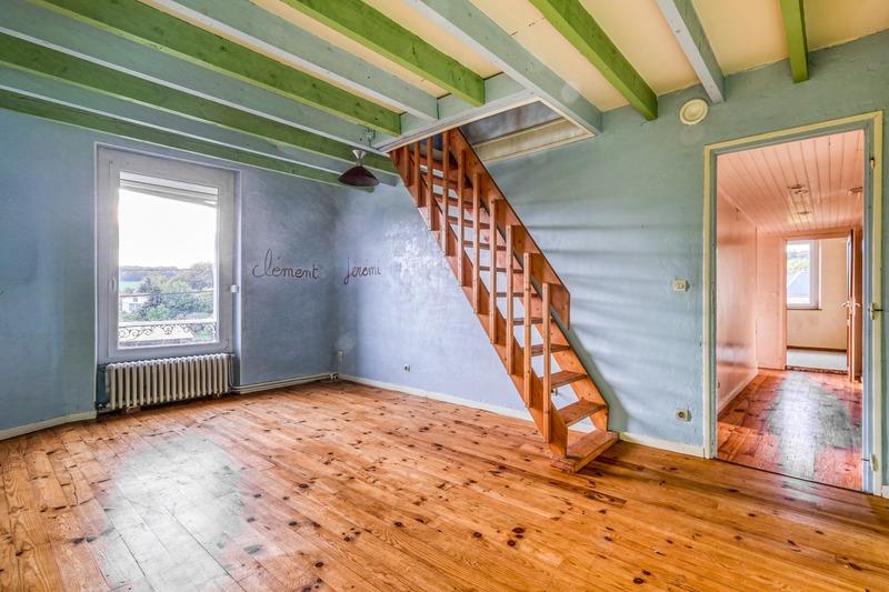 Maison - 141 m² - 6 pièces