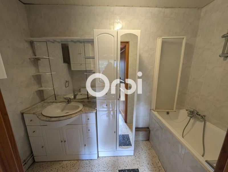 Maison - 90 m² - 3 pièces