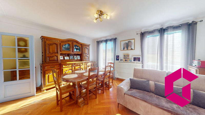 Maison - 175 m² - 6 pièces