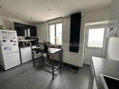 Maison - 100 m² - 5 pièces