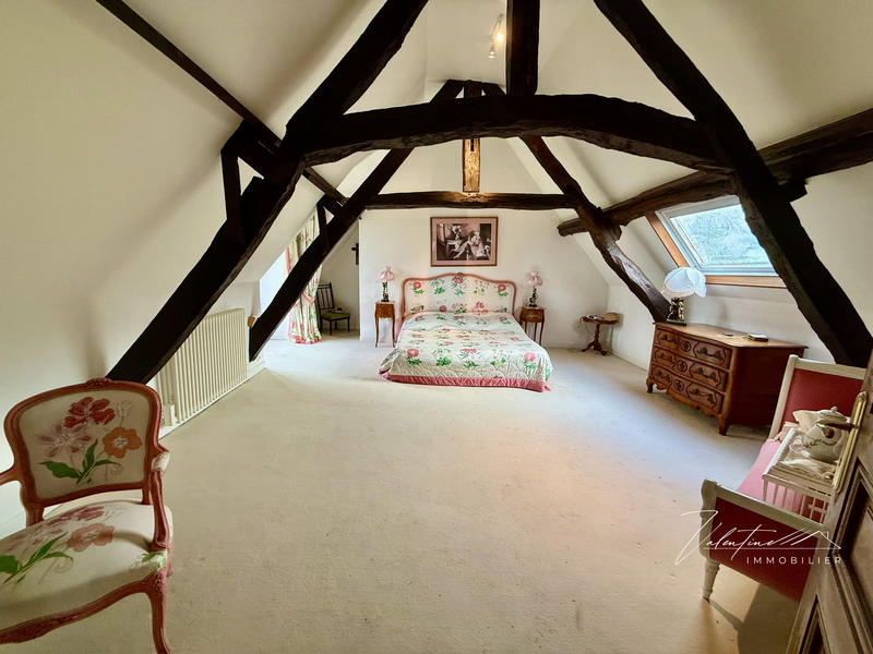 Maison - 322 m² - 7 pièces