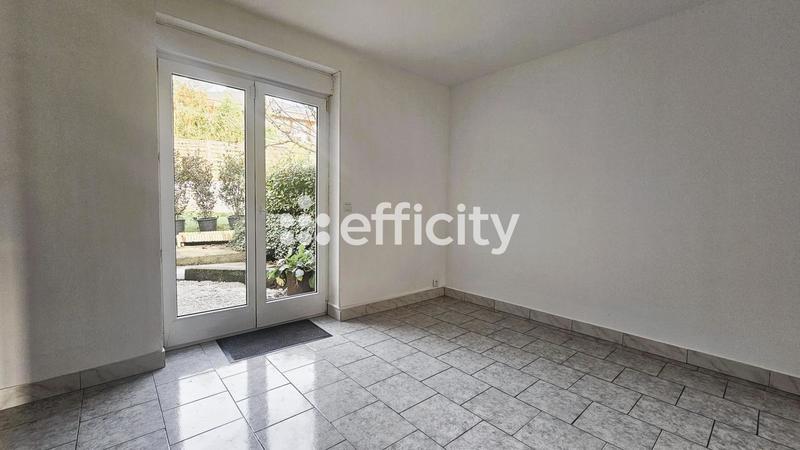 Maison - 136 m² - 5 pièces