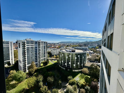 Appartement - 79 m² - 4 pièces