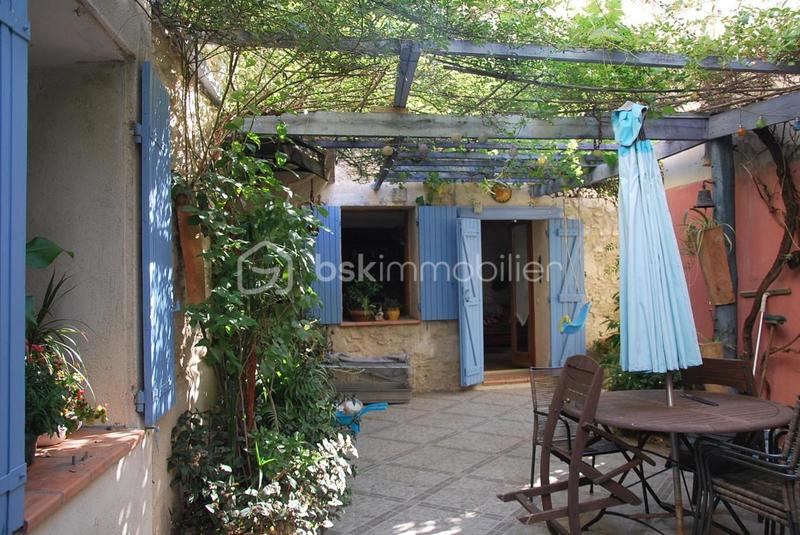 Maison - 224 m² - 7 pièces