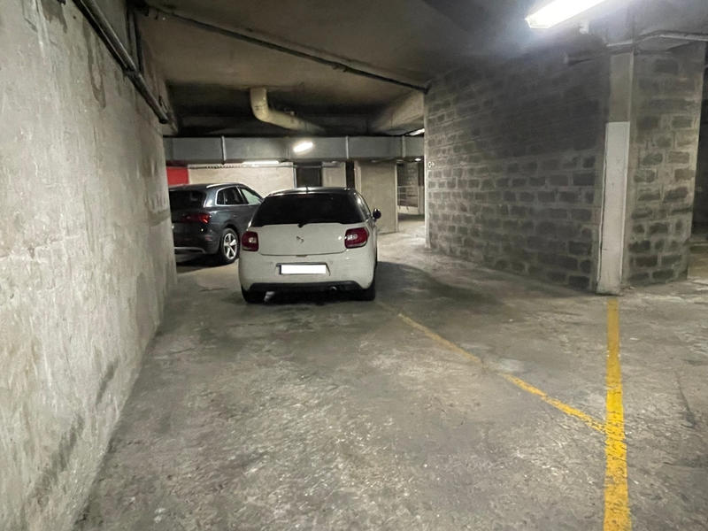 Parking / Garage - 40 m²