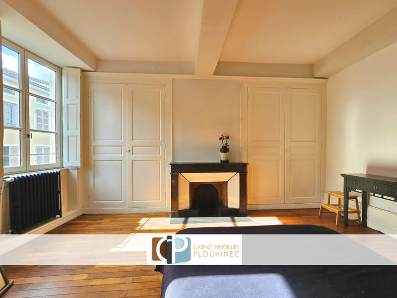 Appartement - 156 m² - 5 pièces