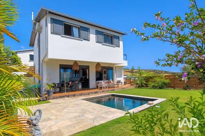 Maison - 98 m² - 4 pièces