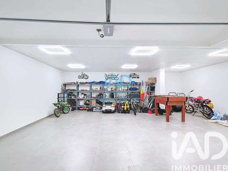 Maison de maîtres - 240 m² - 8 pièces