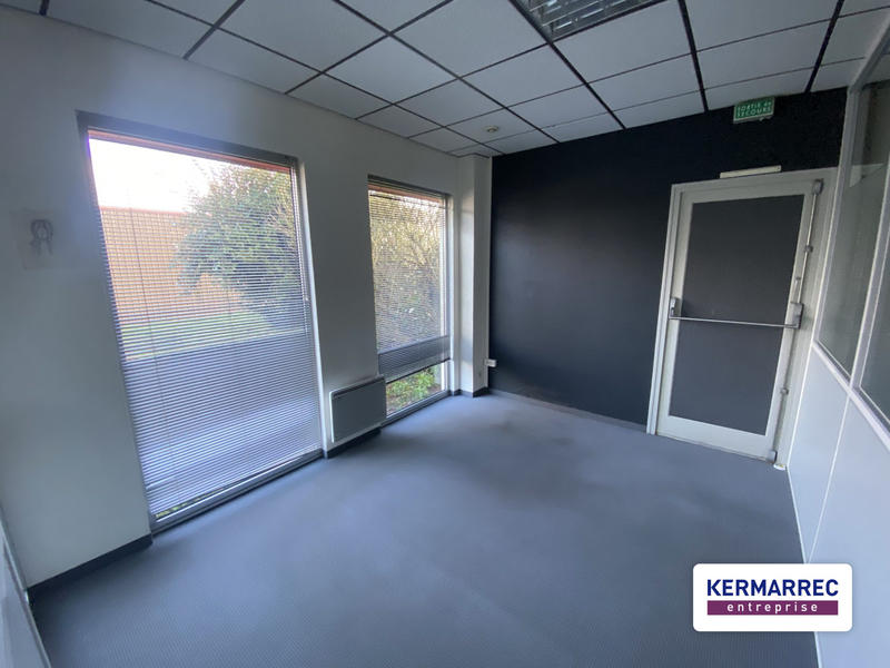 Bureau - 394 m²