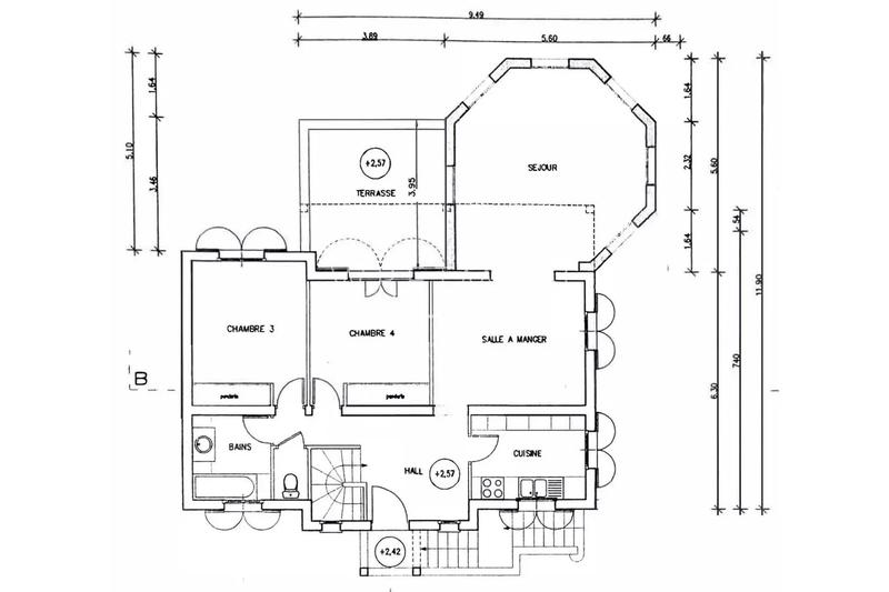 Maison - 180 m² - 7 pièces