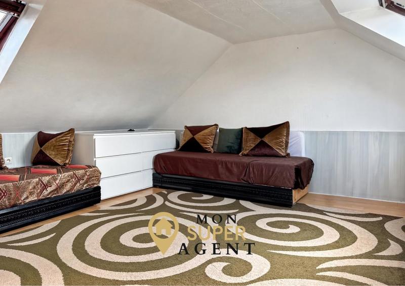 Maison - 96 m² - 5 pièces