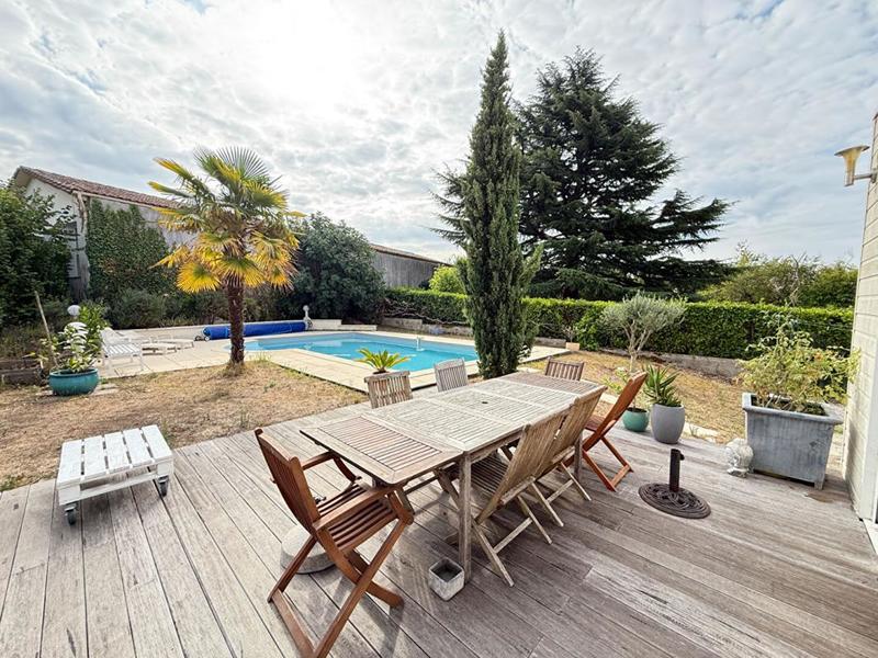 Maison - 110 m² - 5 pièces