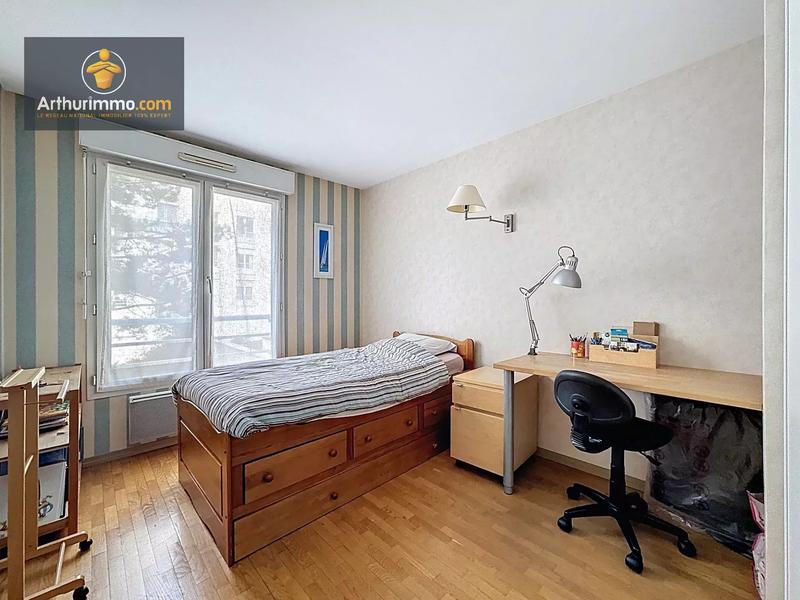 Appartement - 90 m² - 4 pièces