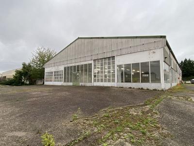 Local commercial - 1 000 m² - 2 pièces