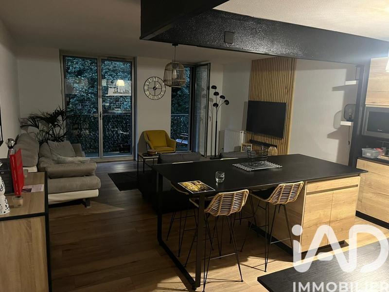 Appartement - 81 m² - 4 pièces