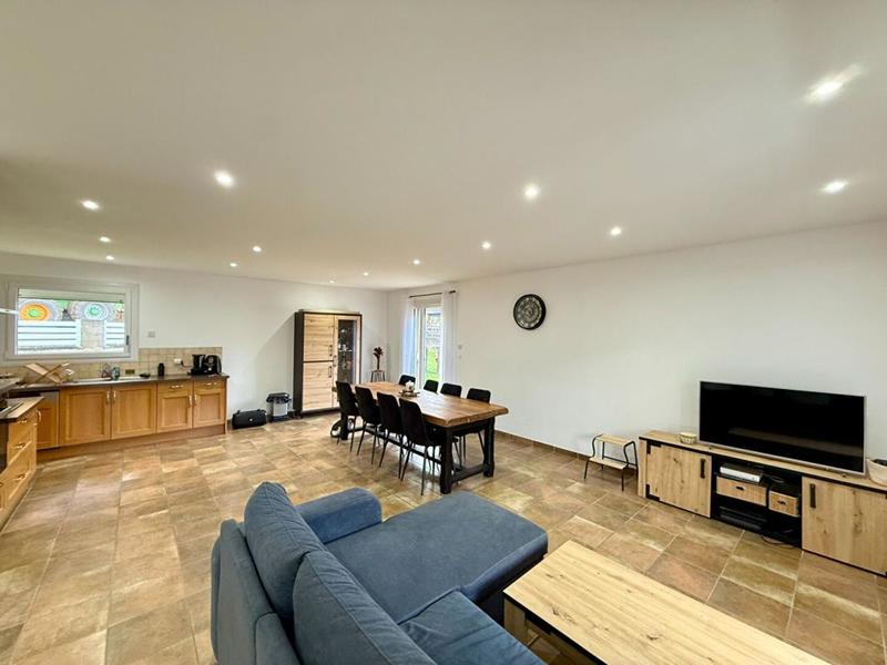 Maison - 93 m² - 5 pièces