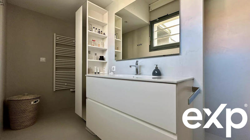 Villa - 180 m² - 5 pièces