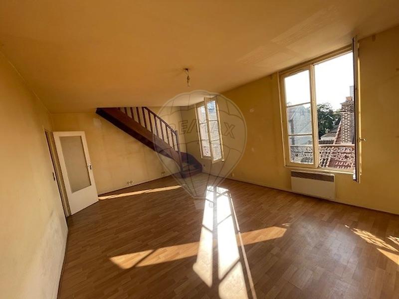 Appartement - 82 m² - 5 pièces