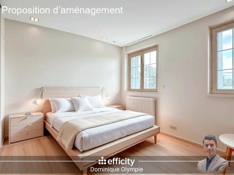 Maison - 231 m² - 9 pièces