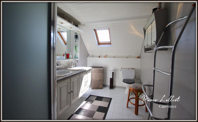 Maison - 194 m² - 7 pièces