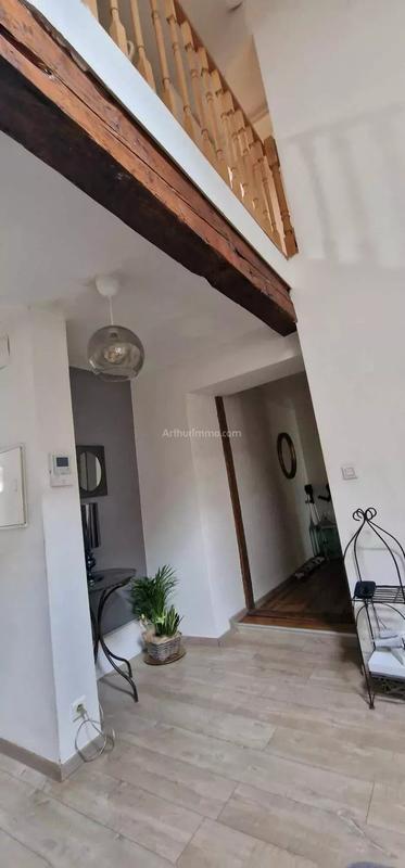 Maison - 232 m² - 10 pièces