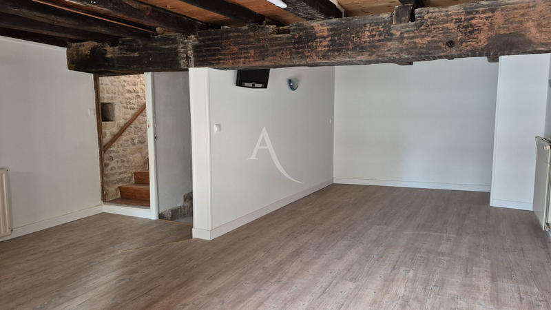 Maison - 275 m² - 6 pièces