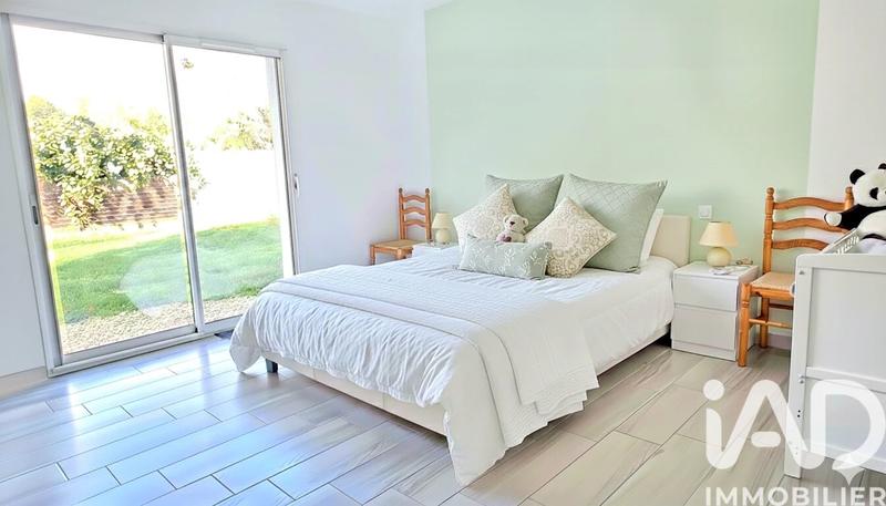 Maison - 177 m² - 6 pièces