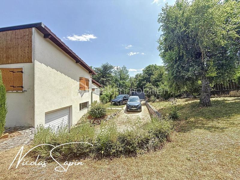 Maison - 91 m² - 5 pièces