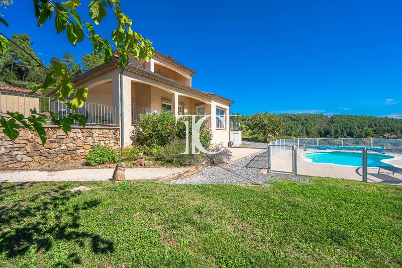 Villa - 160 m² - 5 pièces