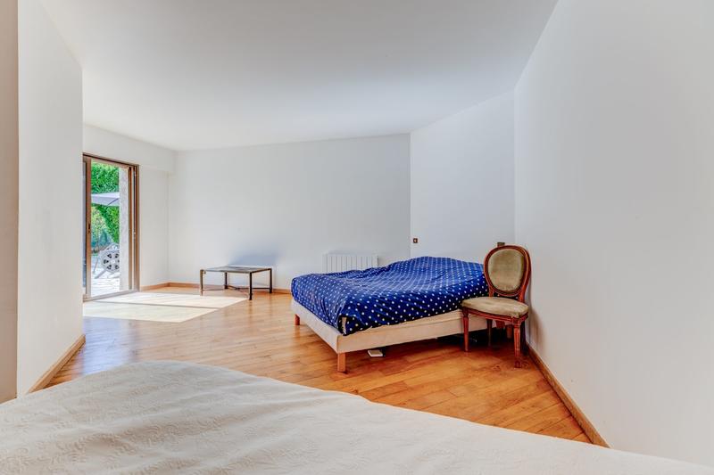 Maison - 276 m² - 5 pièces