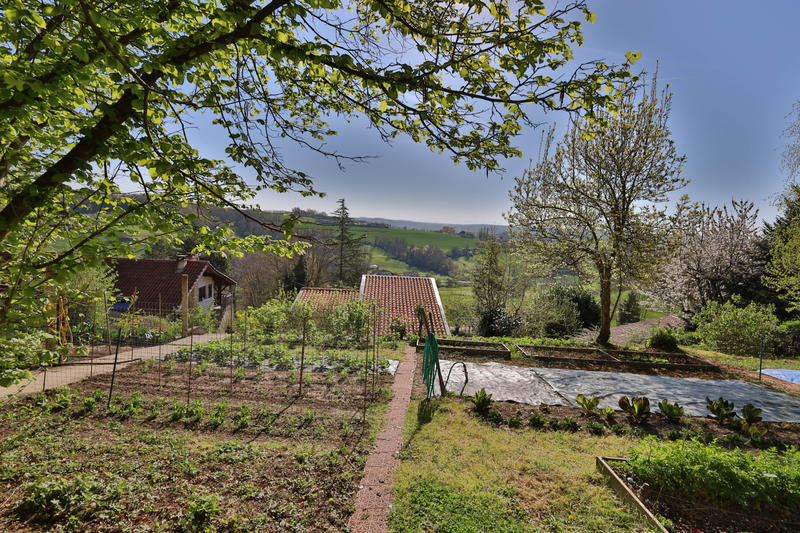 Maison - 122 m² - 4 pièces