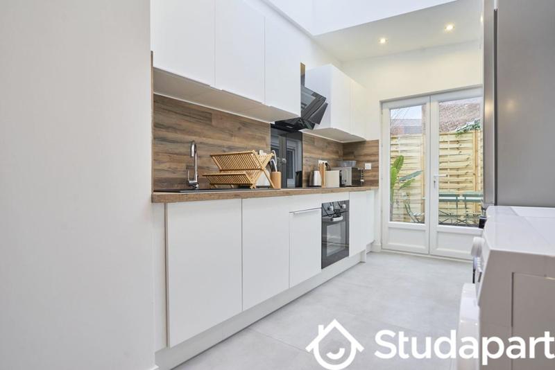 Chambre - 11 m² - 1 pièce