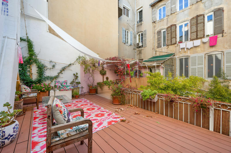 Appartement - 80 m² - 3 pièces