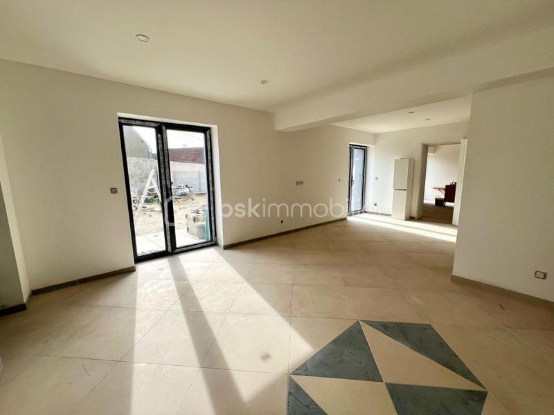 Maison en pierre - 113 m² - 5 pièces